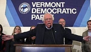 Bernie Sanders Zafer İlan Etti