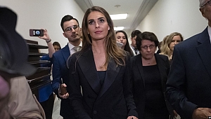 Hope Hicks Beyaz Saray'a Geri Dönüyor
