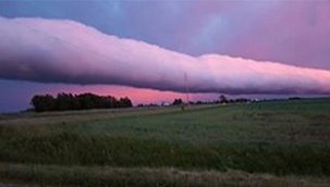 Virginia'da Dikkat Çeken Bulut