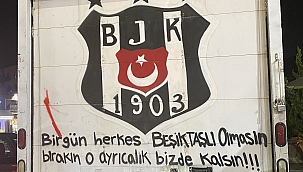 New York'ta Beşiktaş Aşkını Kamyonuna Yazdı