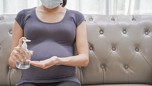 Hamileler Korona Virüsü Hafif Atlatıyor