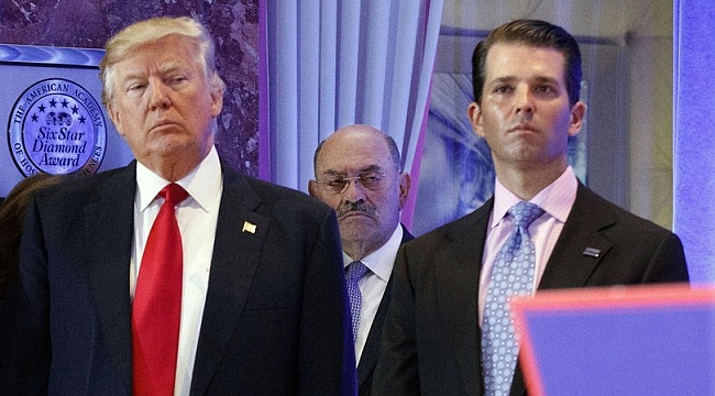 Donald Trump'ın Oğlu Koronavirüs'e Yakalandı