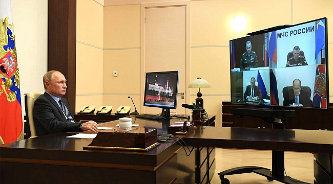 Putin, Korona Virüse Mi Yakalandı?