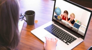 Türk Çocuk ve Gençlere Türkçe Çevrimiçi Dersler