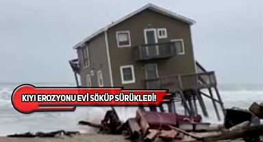 ABD'de Kıyıdaki Bir Ev Dalgalara Kapıldı!