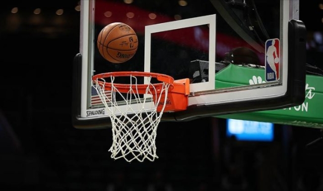 Bucks ve Warriors Yarı Final Serisi İlk Maçlarını Kazandı