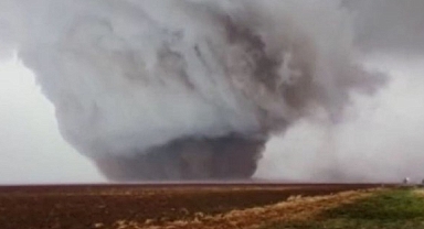 Texas'ta Dev Hortum: Dışarı Çıkmayın!