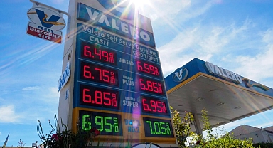 Amerika'da İlk Kez Benzin 5 Doların Üstüne Çıktı