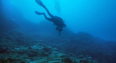 En Derin Batık: ABD Savaş Gemisinin Enkazı Bulundu