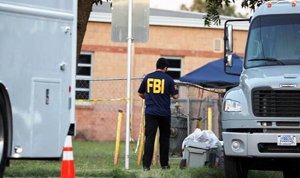 FBI'dan Vali Adayına 'Kongre baskını' Gözaltısı