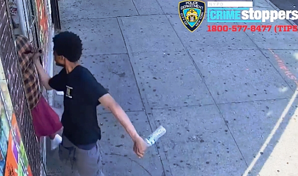 Genç Kız Brooklyn'de Güpegündüz Bıçaklandı!
