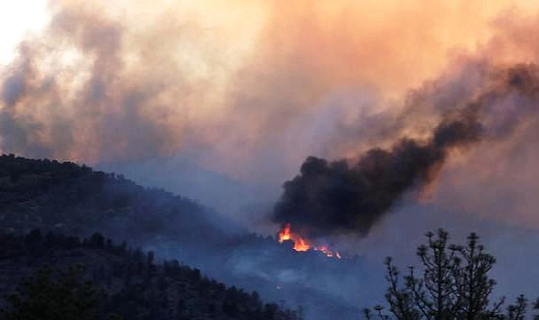 Güney California'da Tahliyerle Devam Ediyor