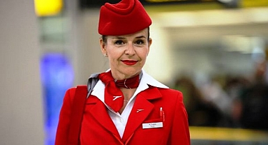 Hava Yollarının En Yaşlı Hostesi