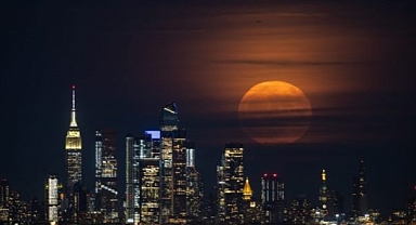 New York'ta Yılın En Güzel "Ay"ı