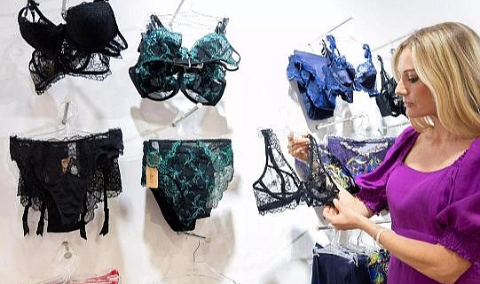 Pandemi Bitti Seksi İç Çamaşırı Moda Oldu