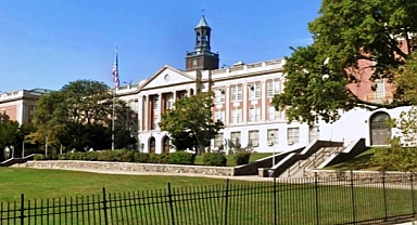 Queens Lisesinde Cinsel İstismar İddiası