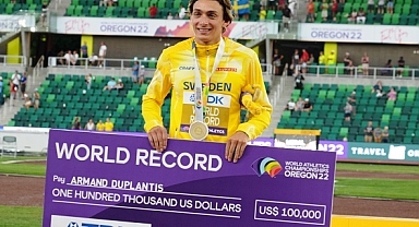 Armand Duplantis Kendi Rekorunu Kırdı