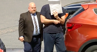 Çocuklara Tecavüz Eden Eski Polise Hapis Cezası