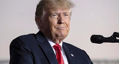 Trump, 2024 Adaylığının Mitingini Erteledi