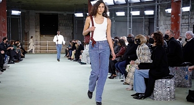 Beyaz Atlet Geri Dönüyor