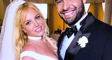 Britney Spears'ın Evlenme İsteğine Kiliseden Red!