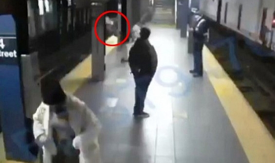 Genç Kadını Metro Raylarına İtmişti Cezası Belli Oldu