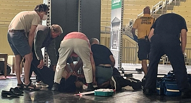 New York'ta Salman Rüşdi'ye Saldırı