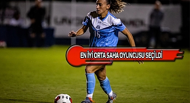 Türk Kadın Futbolcu ABD'nin En İyisi Seçildi!