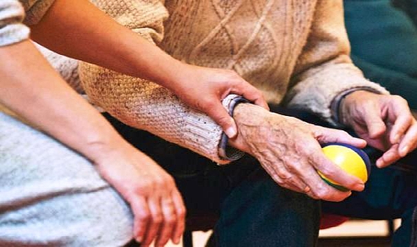 Deneysel Alzheimer İlacı Bilişsel Gerilemeyi Yavaşlattı
