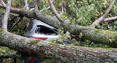 Fiona Kasırgası Can Alarak İlerliyor