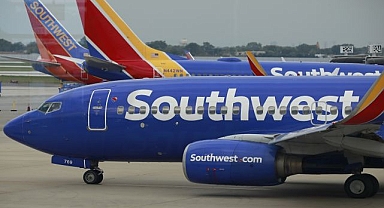 Houston Uçağında Çıplak Fotoğraf Anonsu