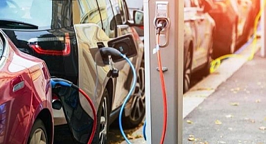 Biden'dan Elektrikli Araç Bataryalarına 2,8 Milyonluk Hibe