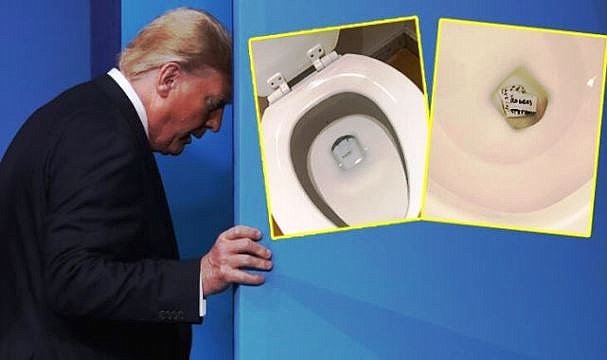 Donald Trump Resmi Belgeleri Tuvalete Atmış