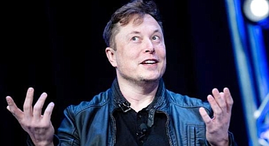 Elon Musk Kutlama İçin "Drakula'nın şatosunu" Kiraladı