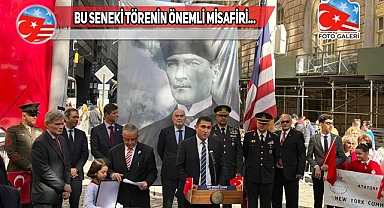 New York'ta Türk Bayrağı Dalgalandı