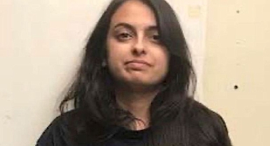 Avukat Polis Aracına Molotof Kokteyli Attı