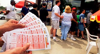 2 Milyar Dolarlık Rekor İkramiye Sahibini Buldu