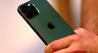 Tek  Seferde 300 iPhone Aldı Çıkışta Dövülüp Soyuldu