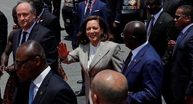 Harris, Afrika Turunun İlk Durağı Gana'da