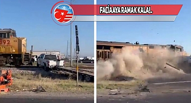 Texas'ta, Yük Treni Raylardaki Aracı Biçti