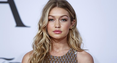 Gigi Hadid Esrarla Yakalandı