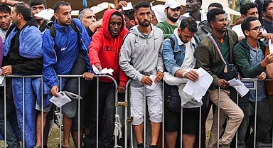 Hollanda Hükümeti Düştü Başbakan İstifa Etti