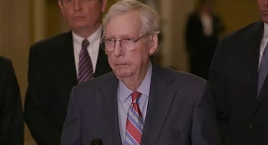 Mitch McConnell'dan Ürküten Görüntü