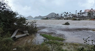 Hilary Kasırgası Zayıflıyor Ancak Yine de Ölümcül Olabilir