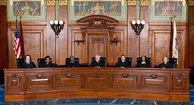 Illinois Yüksek Mahkemesi Silah Yasağını Onayladı