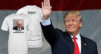 Trump'ın sabıka fotoğrafı 'baskı' oldu, satışa çıkarıldı: Asla teslim olma