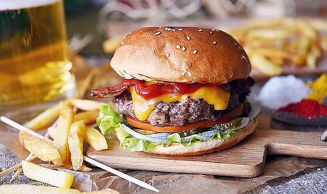 Burger King'e 'müşterileri yanıttığı' gerekçesiyle dava açıldı