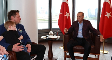 Cumhurbaşkanı Erdoğan, Elon Musk'la görüştü: Bir çağrı bir de davet!