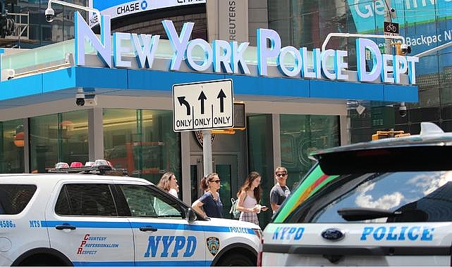 New York polisine 'müdahale' yasağı: Protestolara yaklaşım 'önemli ölçüde' değişecek!