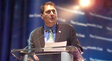 Yazar Kaya Boztepe, söyleşi ve imza günü için Pera'da olacak